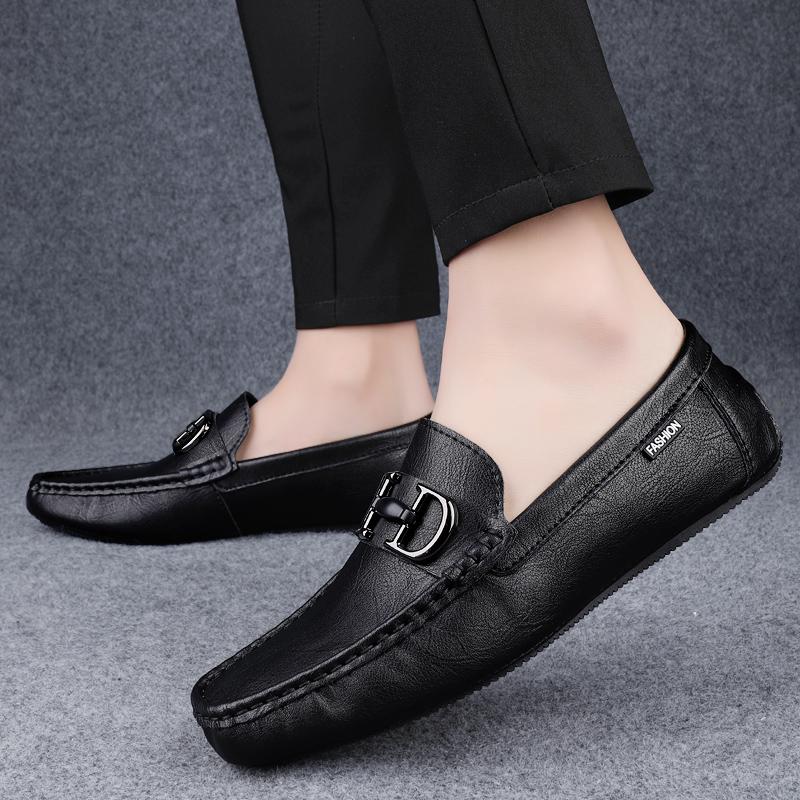 Fashion 2025 New Brand Designer Men Dress Loafers Fashion Men Classic Flats Leather Slip On Casual Shoes Male Comfortable Walking Shoes