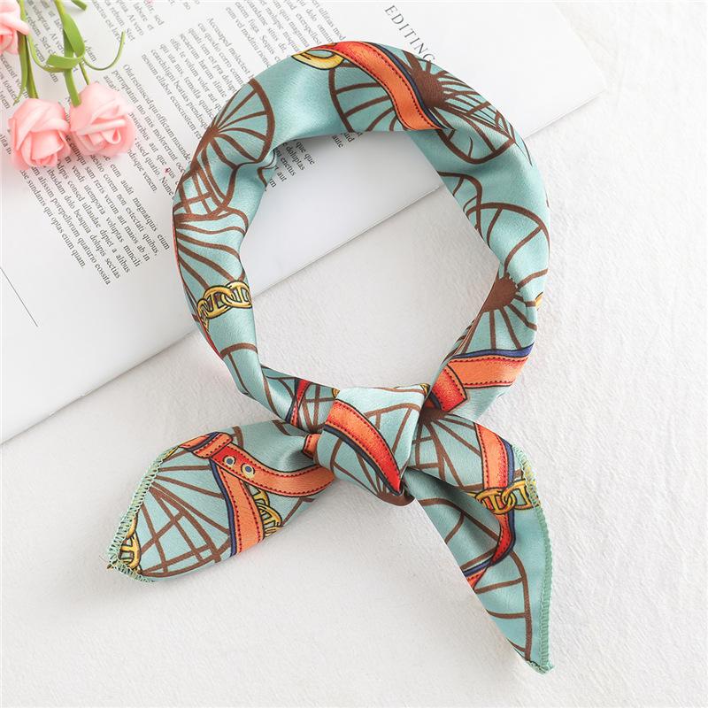 50 * 50cm Sciarpe di seta primaverili e autunnali Decorazione versatile Sciarpe quadrate professionali Protezione del collo Borsa legante