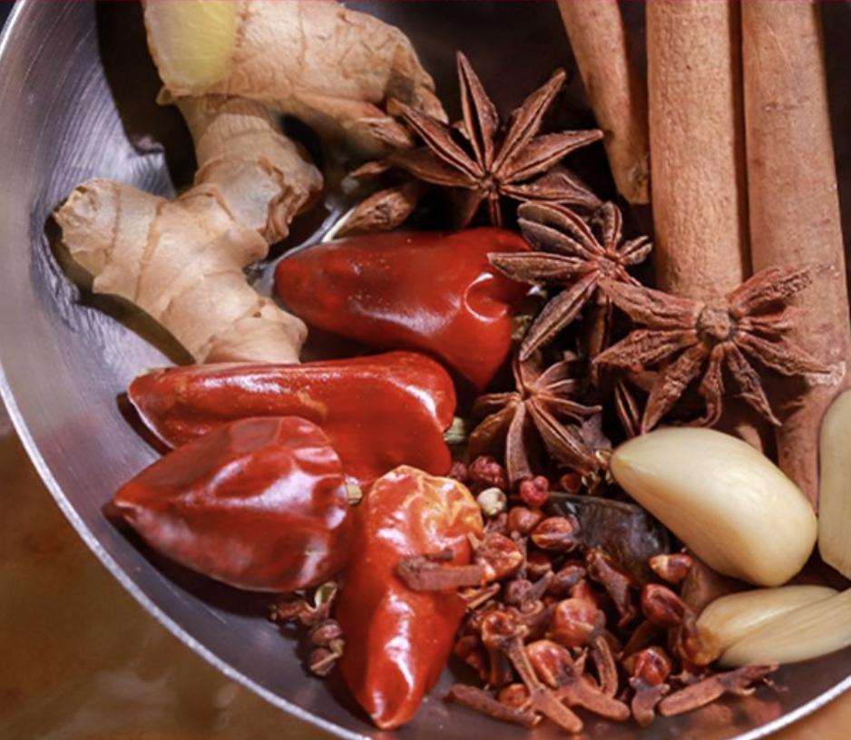 Chaochai Mala Xiangguo Pfannensauce Scharfe Sichuan-Würzbasis 110g x 5 Packungen