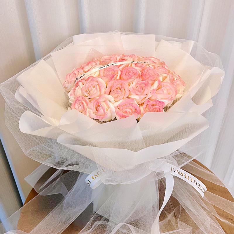 Buket lodoworóżana róża konserwowana kwiat mydlany - prezent walentynkowy dla partnera