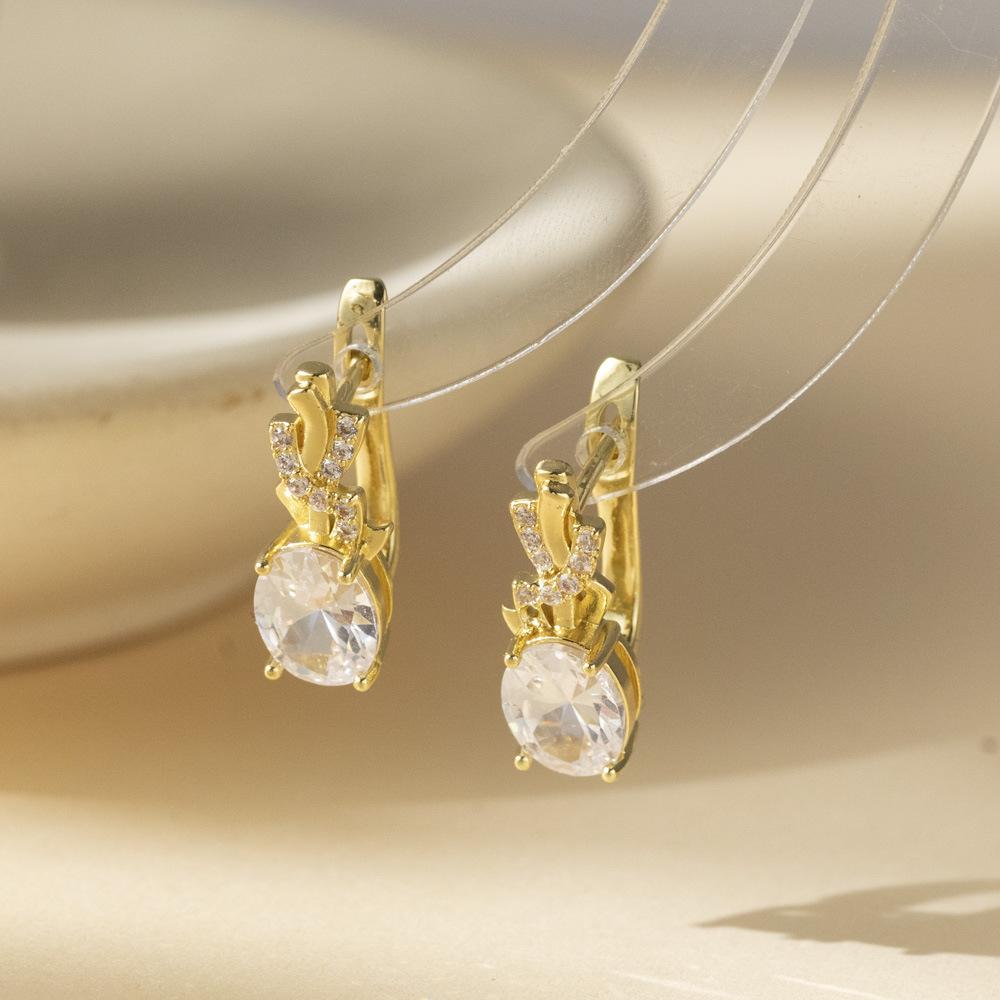 Copper Highend Zircon Earrings For Women Featuring Modern Geometric Shape