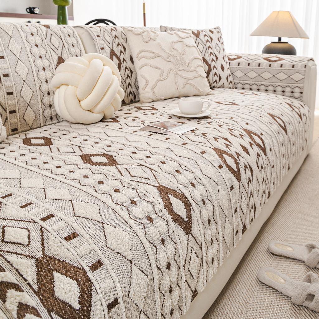 Half Velvet Thickened Sofa Cover Winter New Plush Fixed Non-Slip Cushion One-Piece Sofa Cover Durable Cat-Scratch Resistant