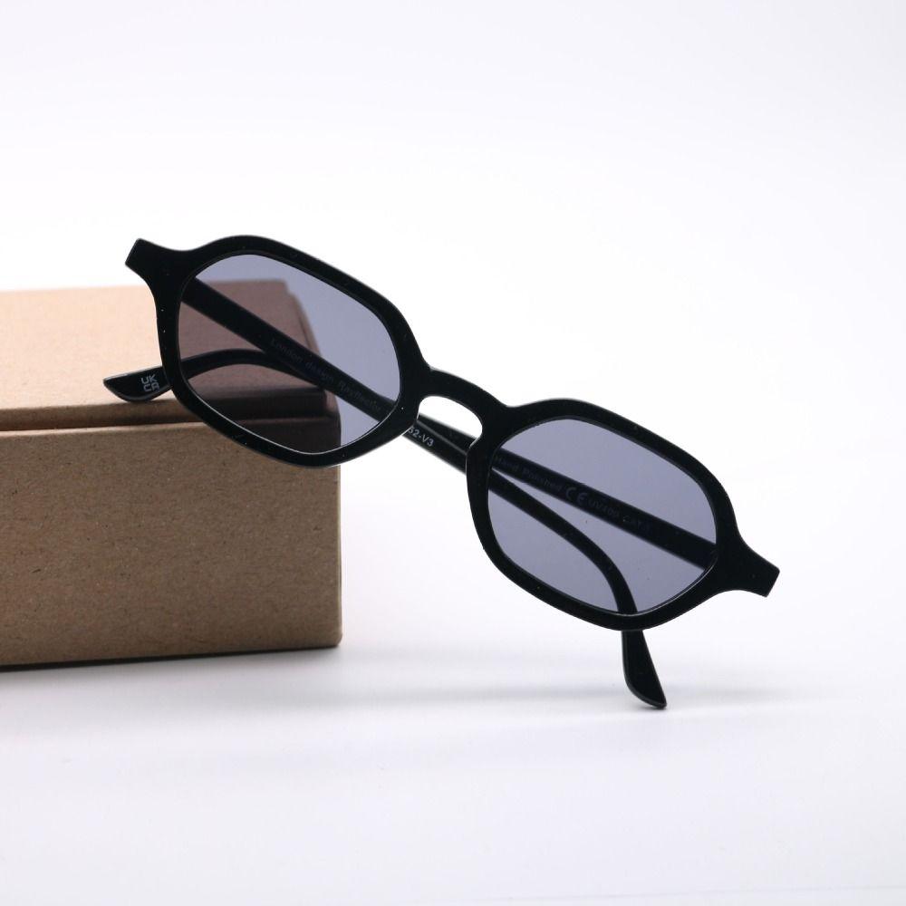 

Black Outdoor Sunglasses UV Protective Black Shades Eyewear Decoration Driving Glasses