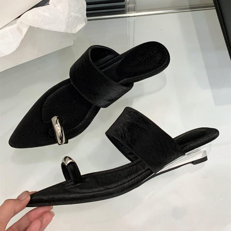 

Fashion Fashion Leopard Metal Decoration Design Brand Slippers Women Comfortable Clip Toe Wedges Slide Sandals Summer Concise Beach Shoe 39 чёрный