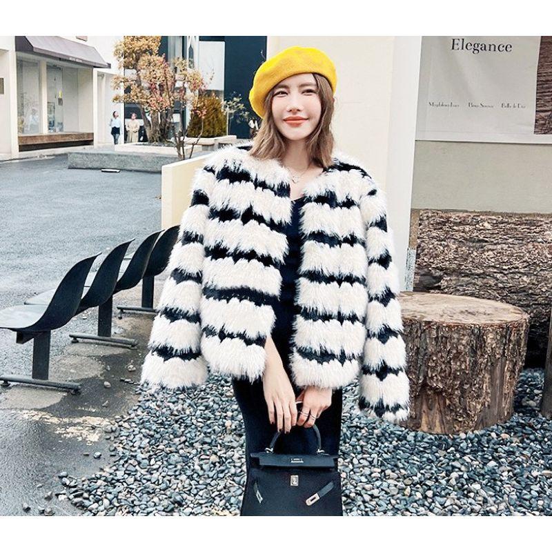 

2023 Зима Новинка Искусственный мех Большой размер Женское Свободное Короткое Пальто Пальто с круглым вырезом Смешанного цвета Короткое Искусственное Пушистое Image color 3XL