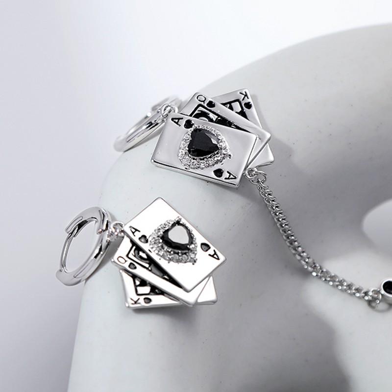 2023 High-End Playing Card Tassel Earrings: Elegant Niche Design for Women