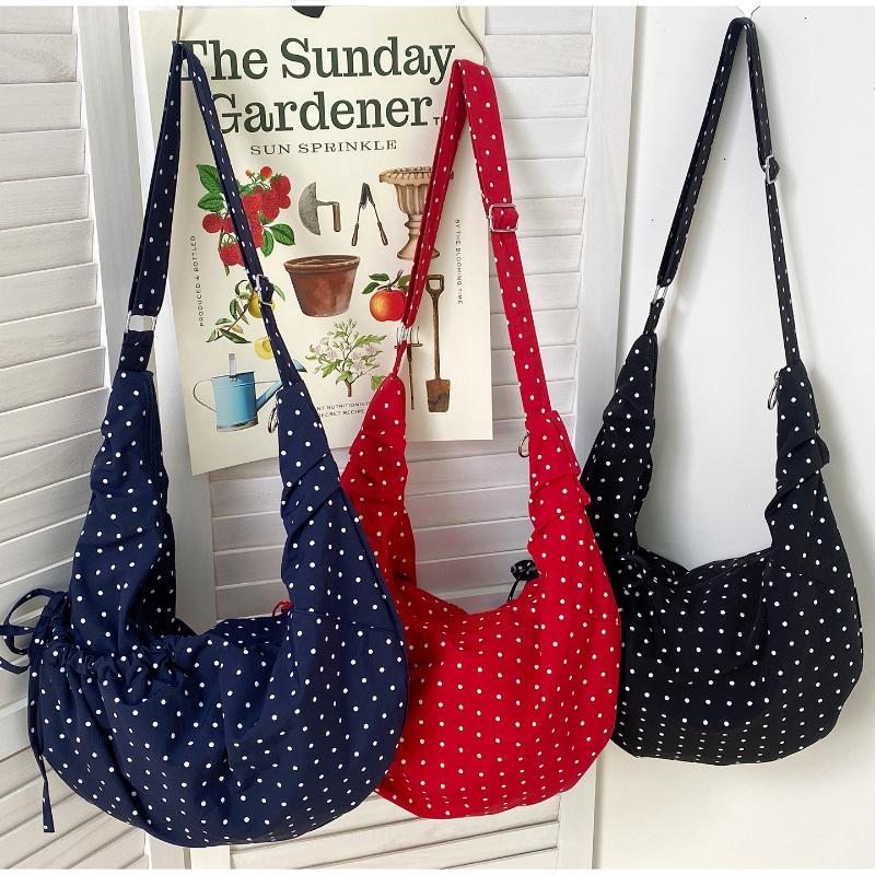 Korean Fashi Polka Dot Shoulder Bag Women Pleated Dumpling Bag Lightweight Large Capacity Shoulder Bag Zippered Crossbody  Bag