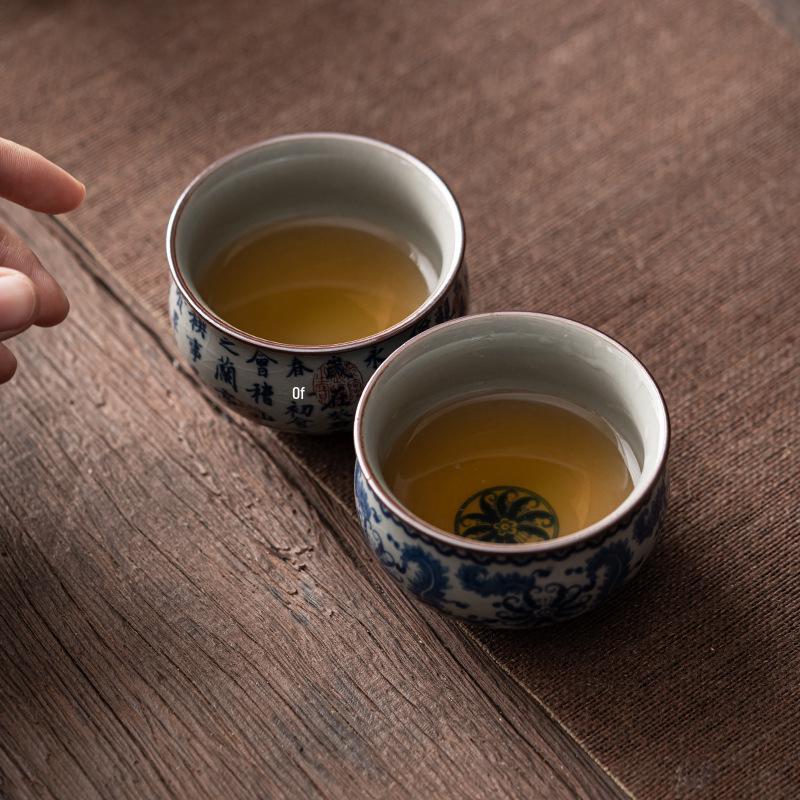 Vintage Blue & White Ceramic Tea Cup – Antique-Style Personal Kung Fu Tea Tasting Cup Gift
