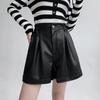 Pantalones cortos de cuero de PU para mujer, nuevos pantalones cortos de cintura alta a la moda, pantalones holgados de pierna ancha, pantalones cortos negros de estilo urbano vintage