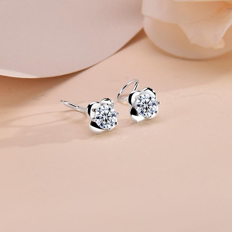 S925 Sterling Silver Rose Stud Earrings for Girls - 2025 Niche Design, Exquisite and Versatile Gift for Girlfriend.