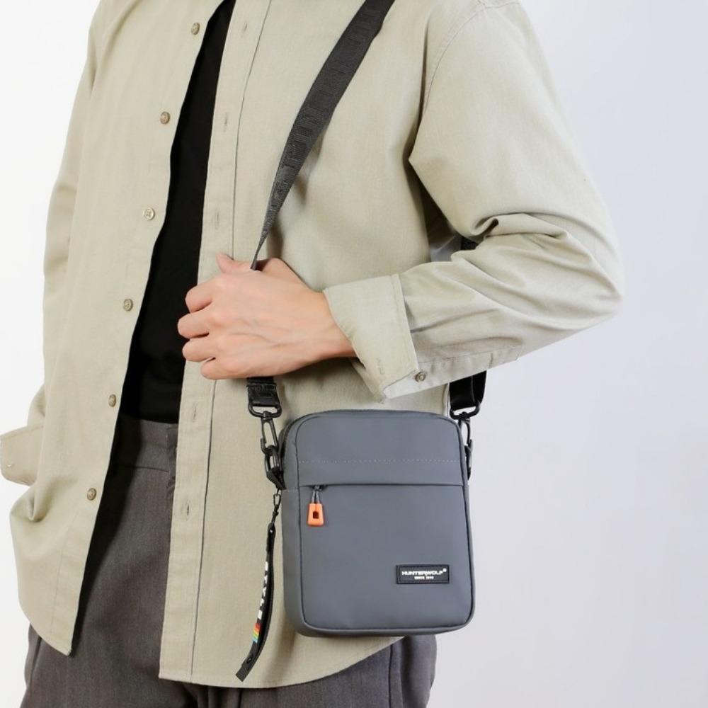 

Large Capacity Shoulder Bag Japanese Style Sports Fitness Pouch Casual Men s Crossbody Bag Outdoor чорний