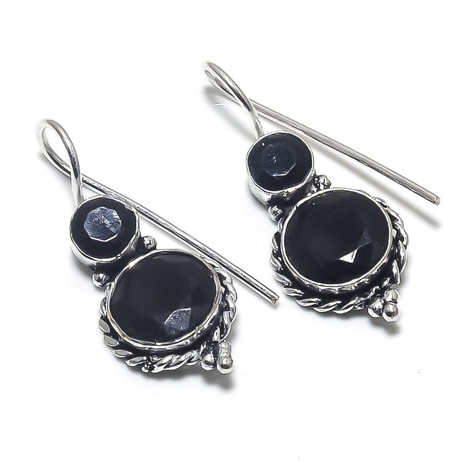 

Серьги ручной работы из стерлингового серебра 925 пробы с натуральным черным шпинелем 1,18 дюйма j3s89