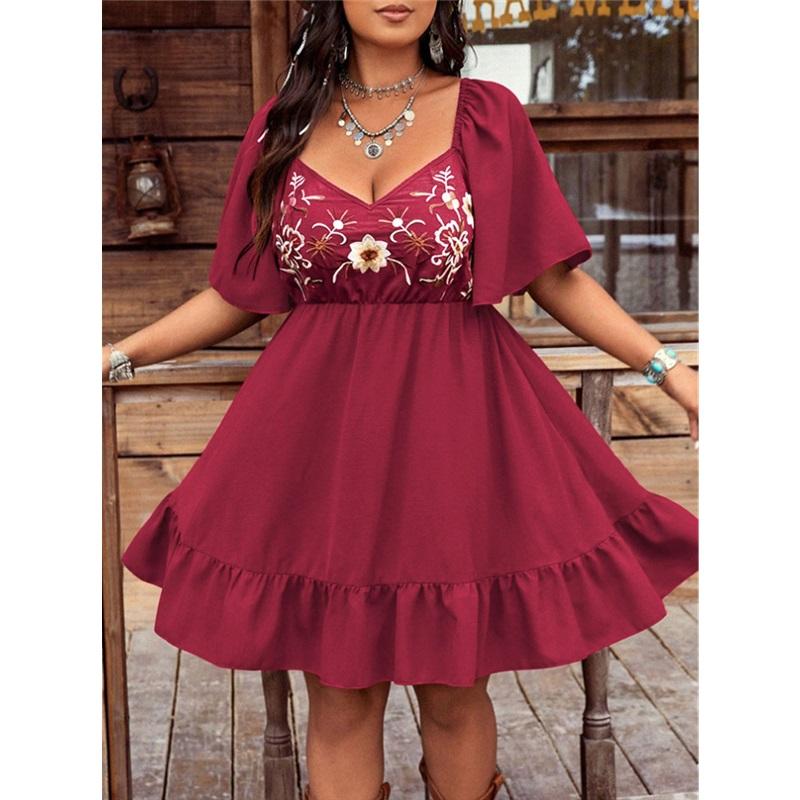 Women's Floral Embroidered Dress Elegant Flared Sleeves Low-cut Knee-length Dress