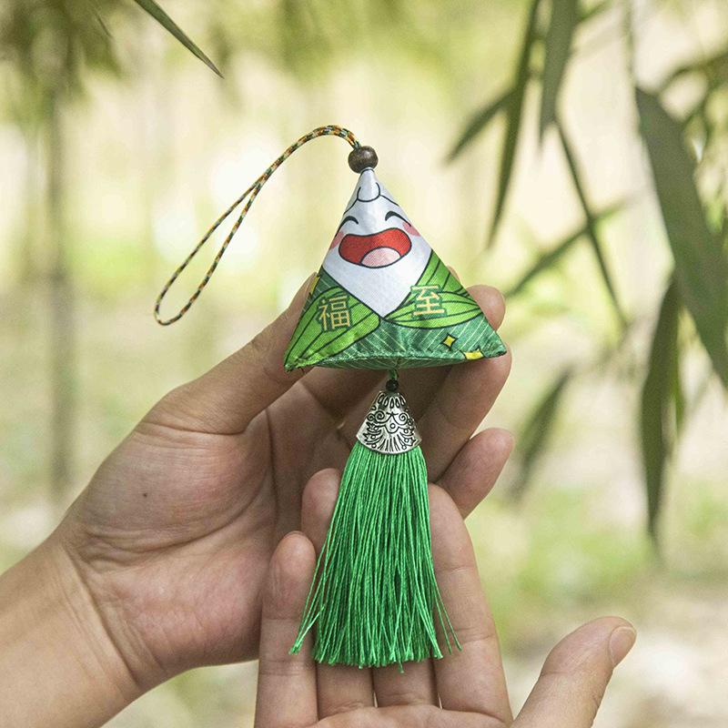 Festiwal smoczych łodzi Piołun Zongzi saszetka Emoji saszetka środek odstraszający komary Mini trójkąt Zongzi saszetka aktywność prezent wisiorek