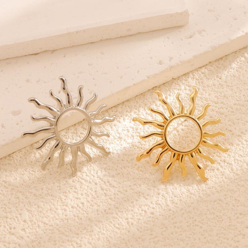 Temperament Elegant Sun Flower Stud Earrings For Women Daily Jewelry Gift