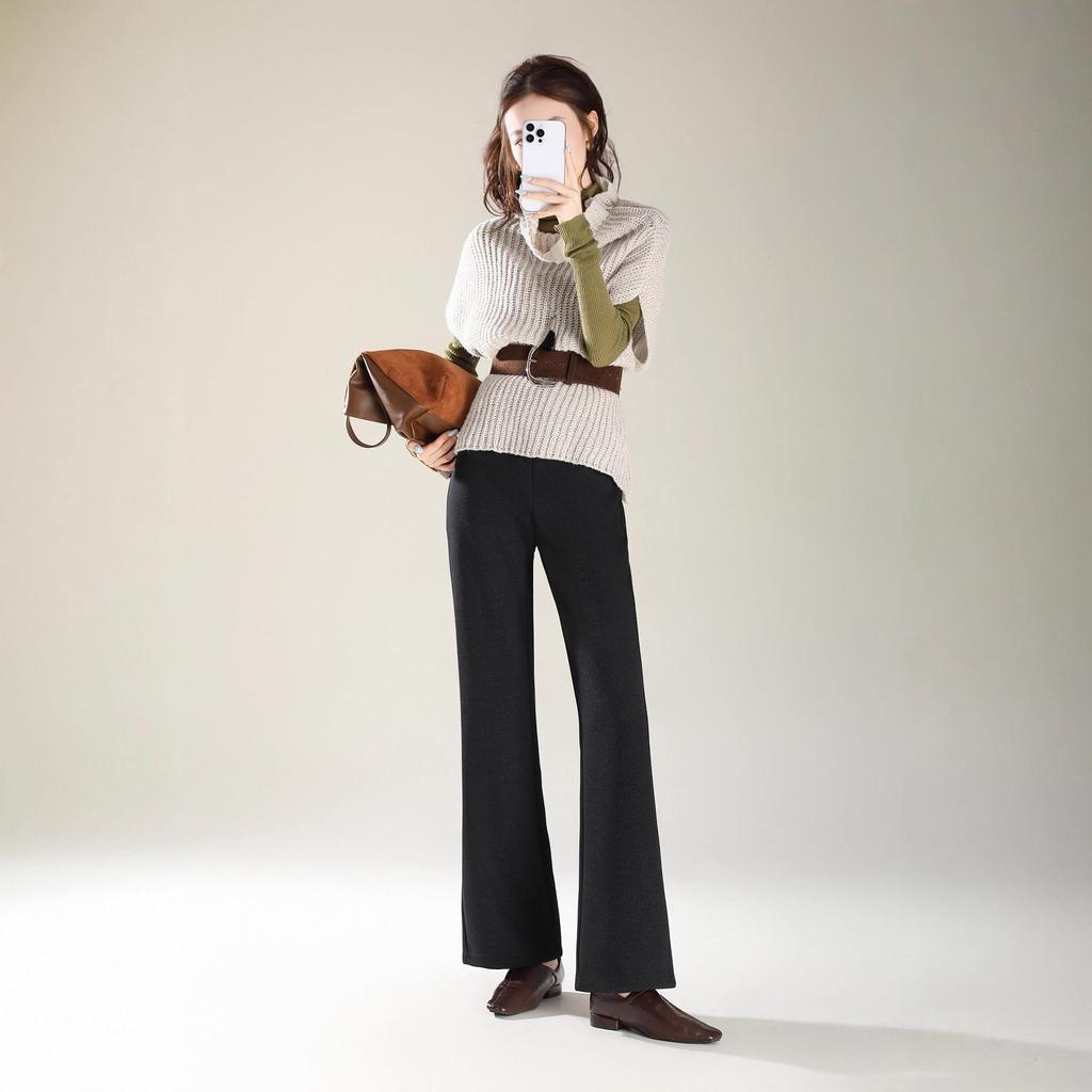 Women's Retro Black Bootcut Denim Pants - Winter Thickened, Casual, Slimming, Versatile, and Loose Fit.