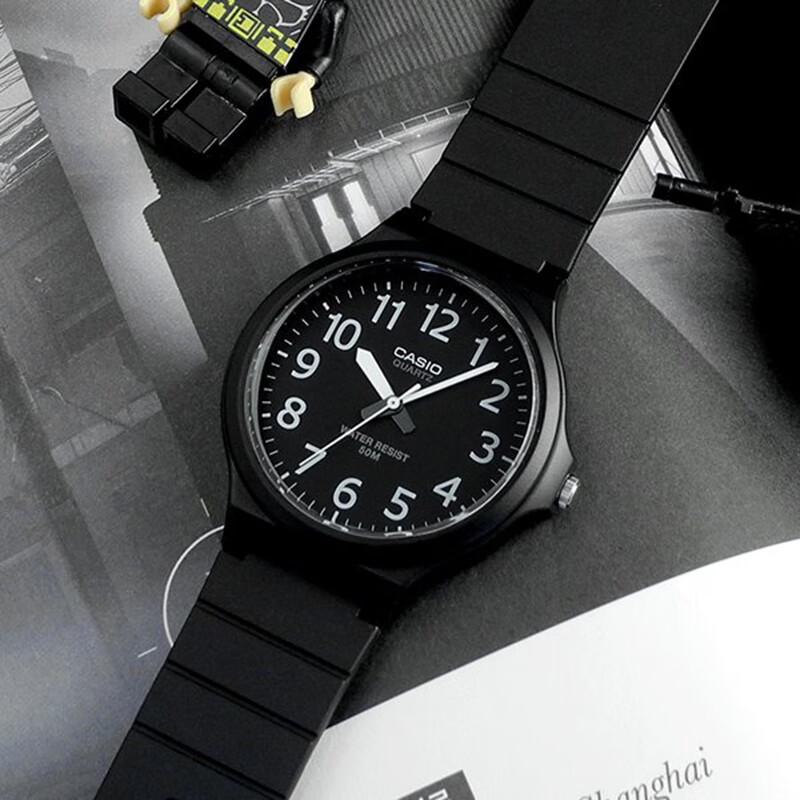 Orologio al Quarzo Unisex Casio MW-240