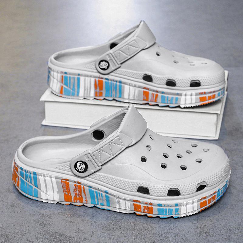 2025 Foreign Trade Large Size Hole Shoes Men's Outdoor Dual-purpose Beach Shoes Summer Outer Wear Bag Head Slippers Fashionable Cool Slippers