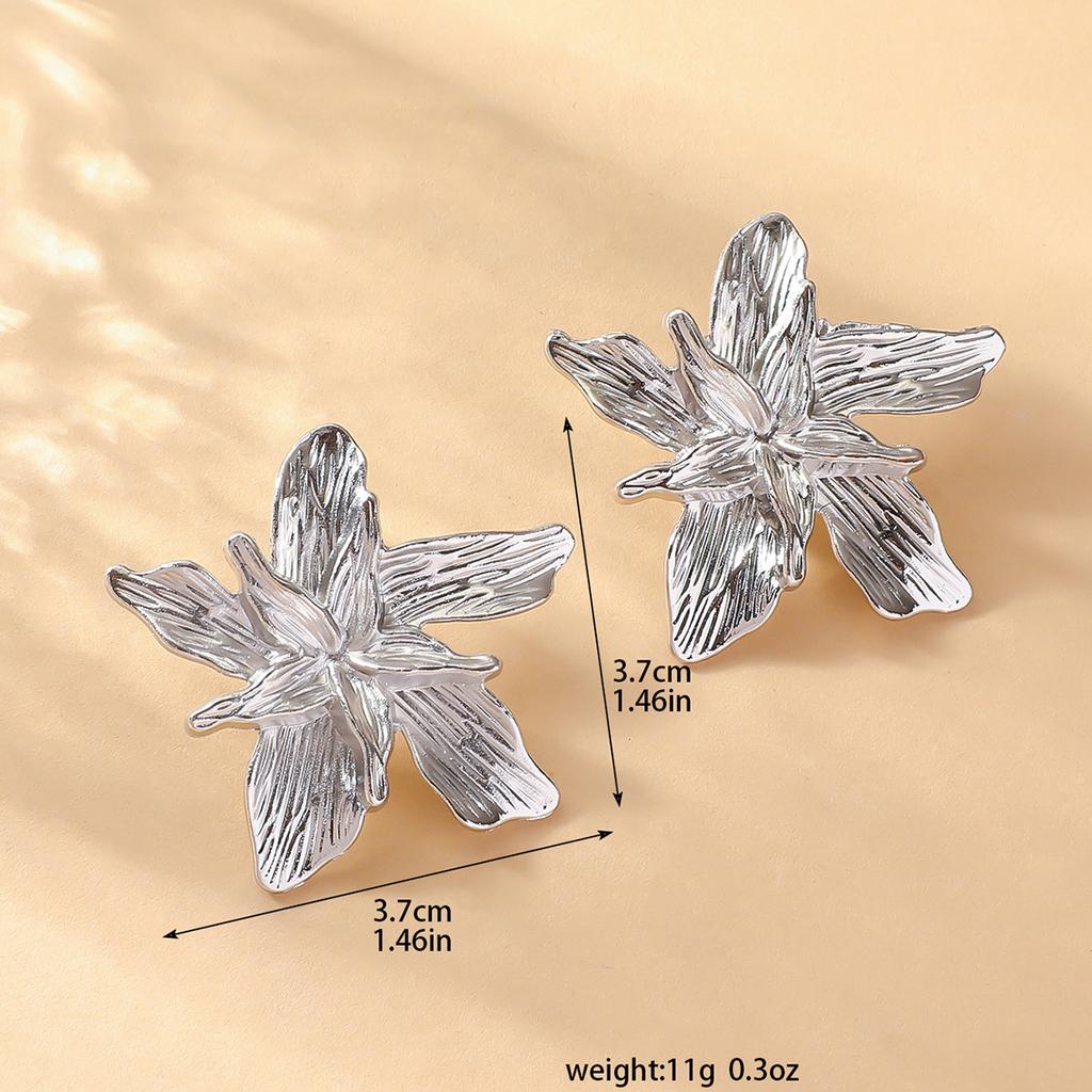 Accessories Circle Hollow Fan Circle Metal Earrings Women'S French Retro Elegant Niche Premium