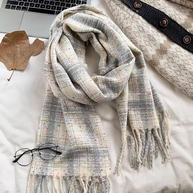 

Новый кисточный зимний клетчатый шарф женский плюс имитация кашемира толстый студенческий шарф универсальный для сохранения тепла