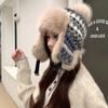 Chapeau d'hiver épais en polaire pour femmes, protection contre le froid et chaleur, protection des oreilles, chapeau en laine avec pompon, style ethnique, couleur, chapeau tricoté
