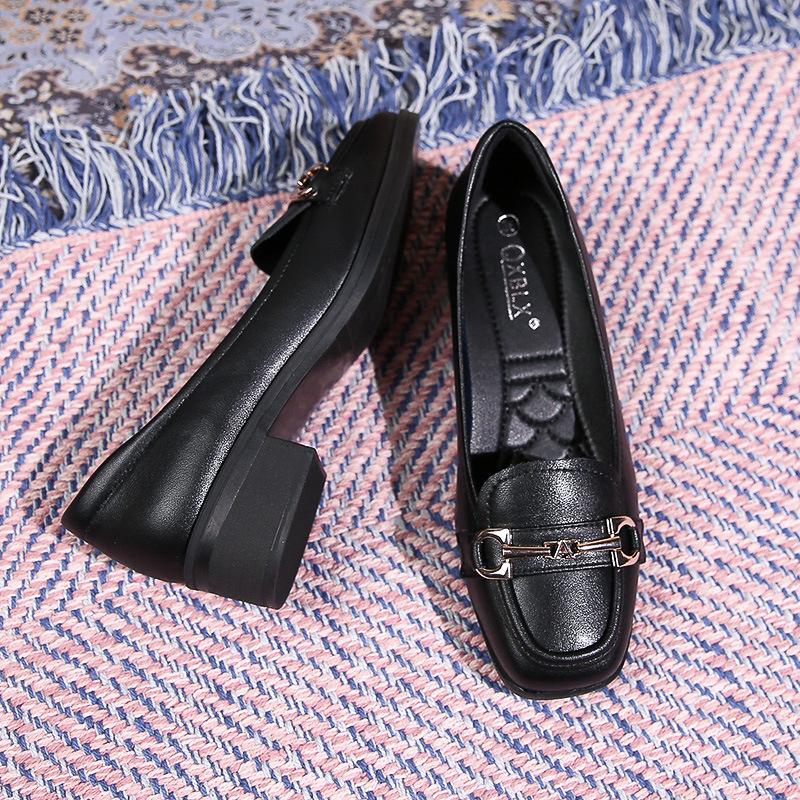 Women's 2026 New Style Black Leather Loafers - Soft Sole, Comfortable, Low-Cut Chunky Heel, Square Toe, Spring/Autumn.
