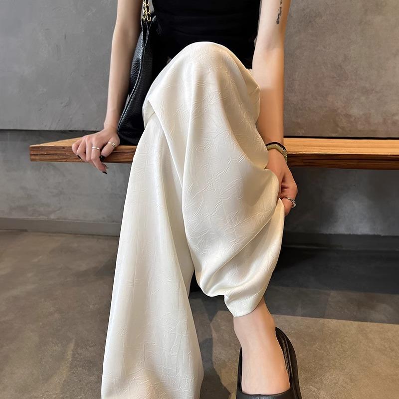 

Белые брюки из ацетатного атласа из ледяного шелка для женщин на лето, тонкие, летние, легкие, с высокой талией, драпирующиеся, быстросохнущие, повседневные брюки с широкими штанинами M