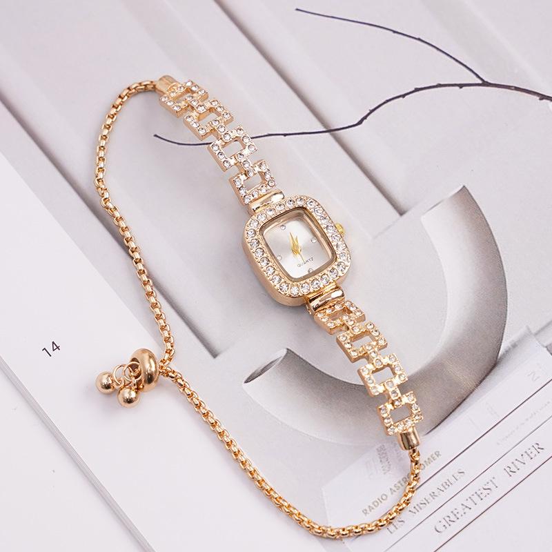 Cross-border New Small Square Bracelet Pull Women's Watch Free Adjustment Square Chain Diamond Set Small Ladies Quartz Watch