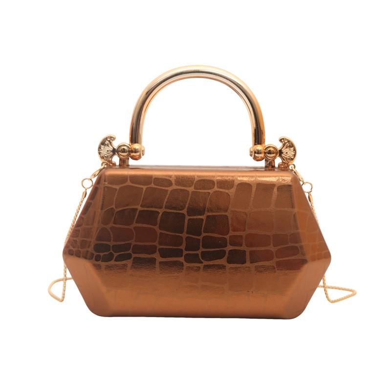 Stylish Chain Shoulder Bag Women Minimalist Evening Clutch Small Square Crossbody With Inner Pocket Zipper
