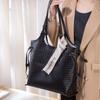 High-end Large-capacity Women's Bag 2025 New Woven Pattern Tote Bag Versatile for Commuting