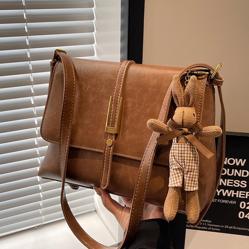 Große Tasche, Damen-Umhängetasche 2024, neue Herbst- und Winter-Retro-Umhängetasche, beliebte kleine quadratische Tasche in diesem Jahr