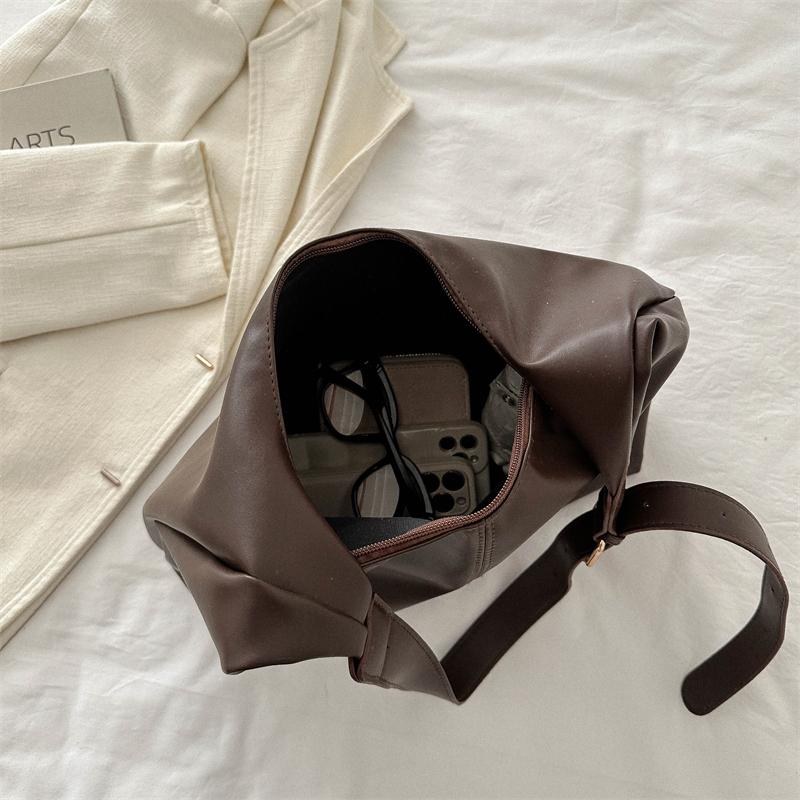 Trendy Casual Soft PU Women's Handbags Solid Color Large Capacity Female Shoulder Bag Retro Tote Bag For Commute