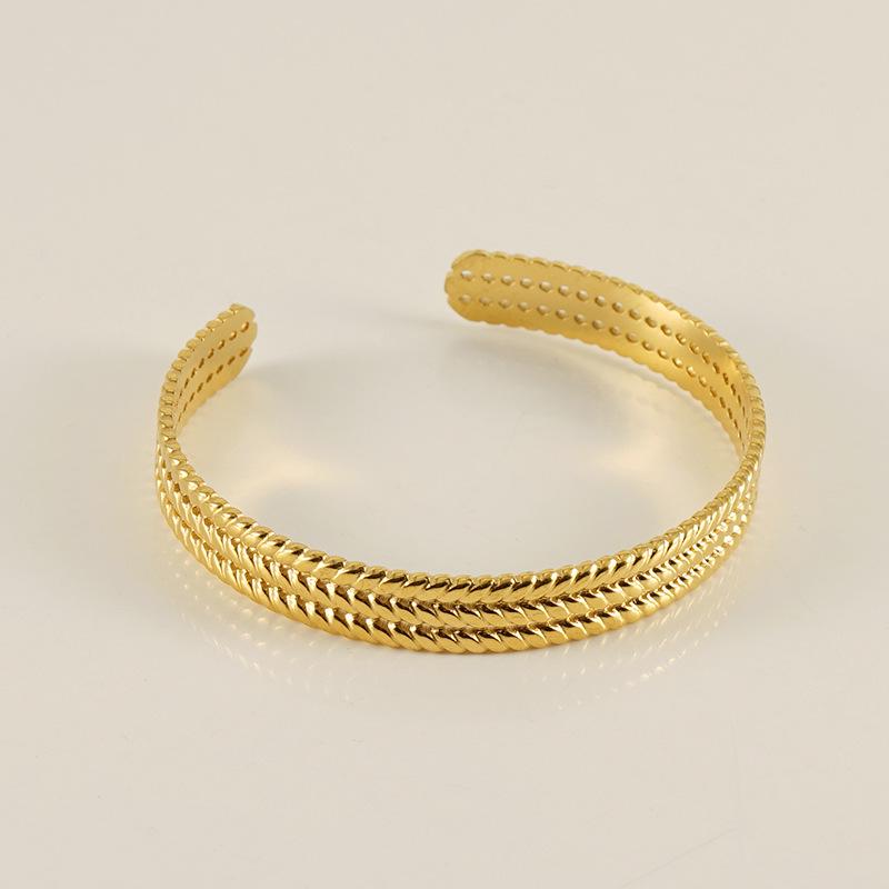 Retro Titanium Steel Adjustable C-Shaped Bangle - European & American INS Style Stainless Steel Women's Bracelet