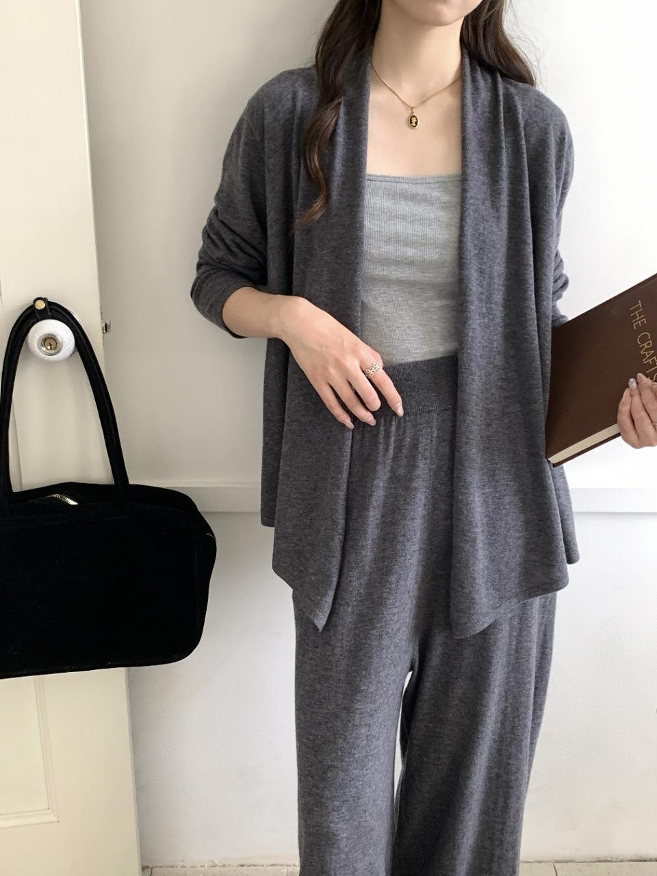 

Ankola red two wear design 0 wool cardigan women s autumn clothes with long sleeves lazy wind knitted sweater thin One Size