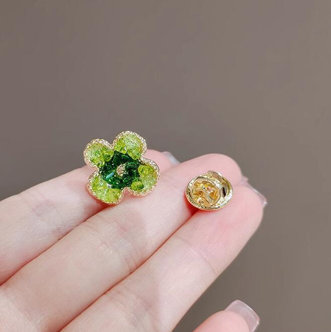 Зеленые Хрустальные Серьги-Гвоздики в Форме Цветка для Женщин Минималистичные Милые Тонкие Ювелирные Изделия Растительные Аксессуары