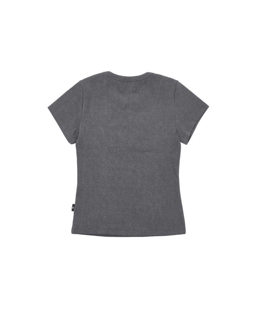 Gillaakaibeu Stud Patch Logo Dyed Crop T-Shirts_Charcoal