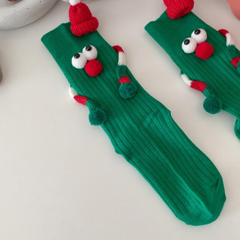 Unisex Couple 3D Santa Hat Dolls Christmas Middle Tube Socks with Magnetic Embellishments for Gifting and Celebrating