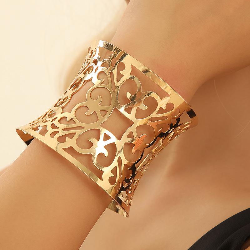 European and American jewelry fashion women's gold jewelry arm ring new retro exaggerated bohemian style bracelet