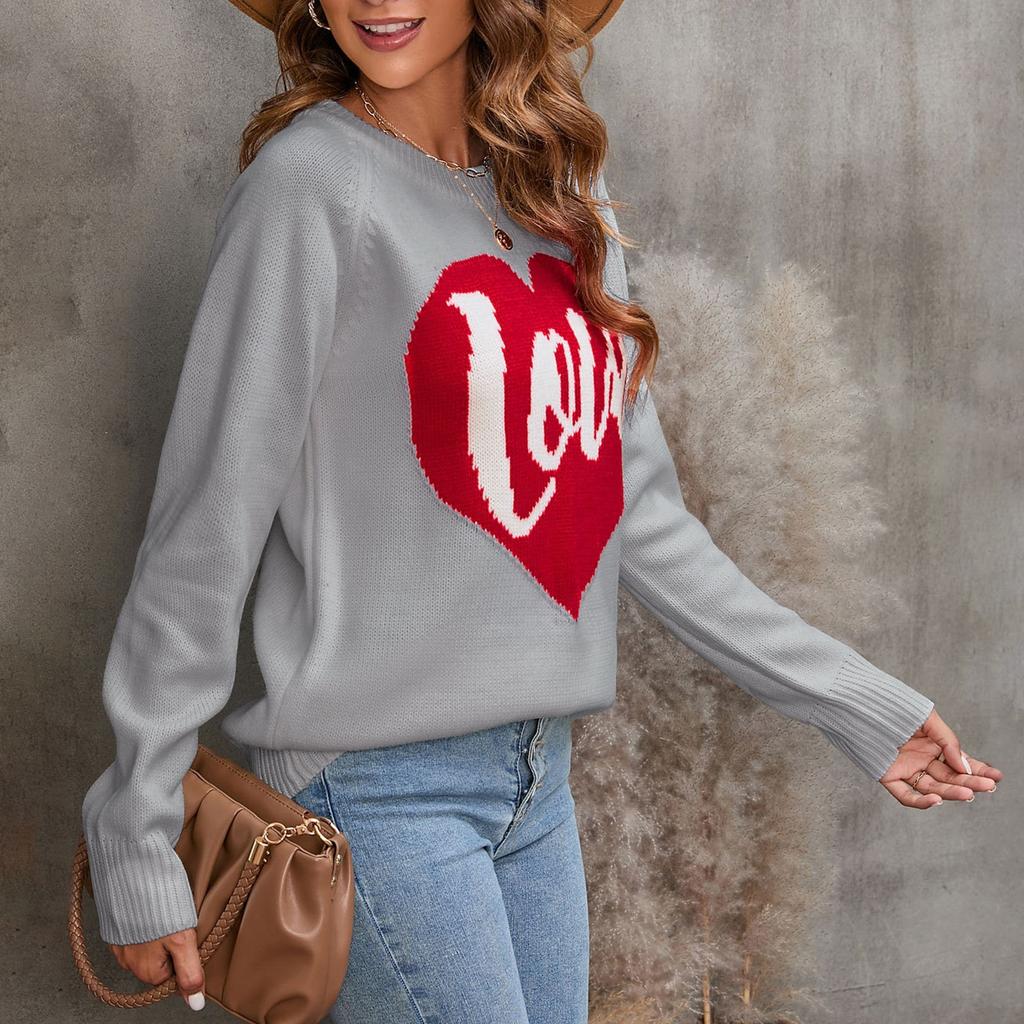 Dámský svetr s dlouhým rukávem a kulatým výstřihem s milostným dopisem