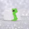 Bunte Cartoon Anime Themen Emaille Brosche Frosch mit langen Beinen Lustiger Muskel Frosch Stil Anstecknadel