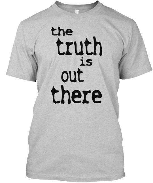 Футболка  Правда где-то там  Сделано в США Размеры от S до 5XL Унисекс S