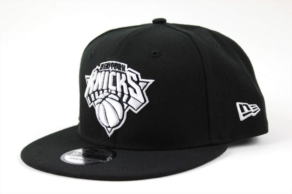 New Era 9Fifty Snapback Cap in Black NBA Eastern New York Knicks & White, Conference,
