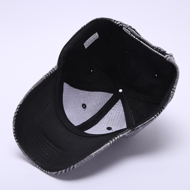 Cotton Breathable Baseball Cap for Men and Women Black and White Checkered Duck Tongue Hat Student Sun Hat