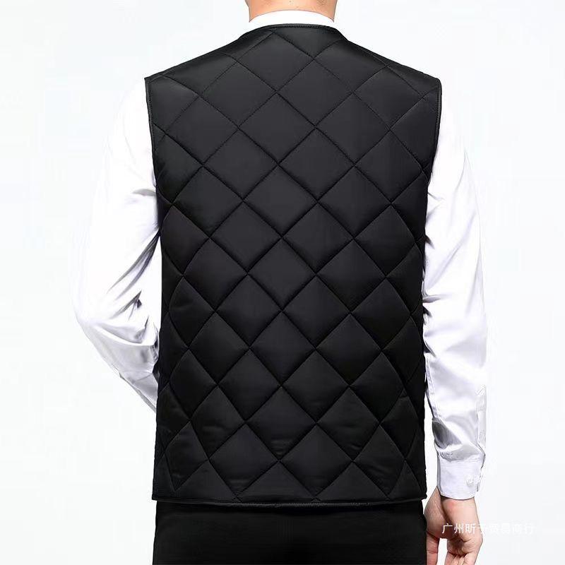 Herrväst i Plusstorlek av Bomull - Höst/Vintervärme med Sammetsfoder, Klassisk Ärmlös Stil för Medelålders Mode.