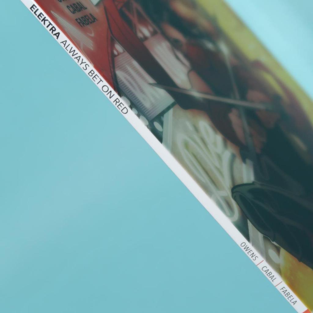 [USED] Sale! Foreign Books American Comics Elektra Always Bet On Red