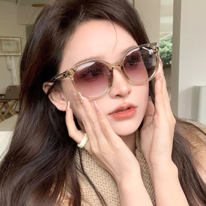 Retro Polarized Sunglasses Round Frame Twist Legs Sunglasses Big Face Thin Uv Protection Women 55013