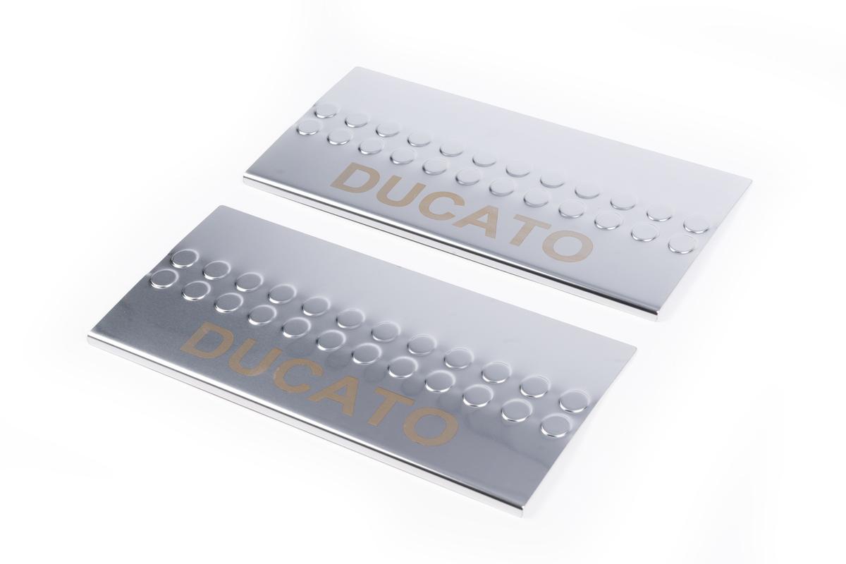 

Накладки на внутрішні пороги Carmos V1 (2 шт, нерж) для Fiat Ducato 2006-2025 рр.