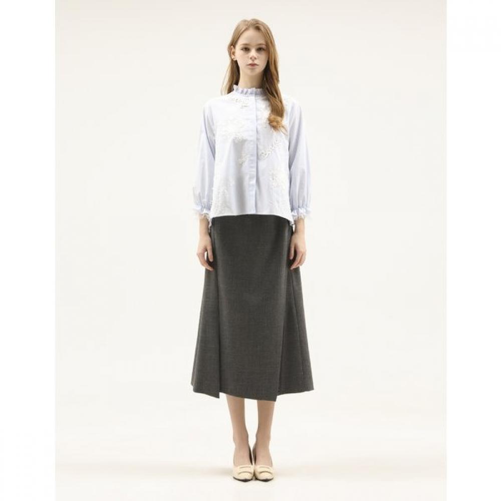SON JUNG WAN Flower Frill Neck Shirt Zdr6161200