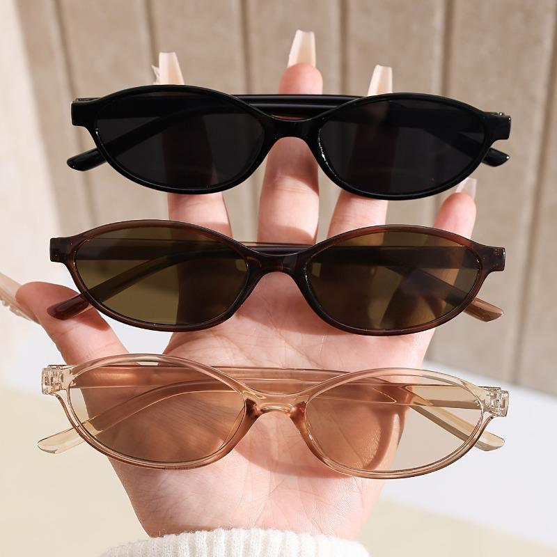 

3 Pairs of Women s Oval Classic Fashion Glasses Suitable for Daily Wear Paired with Fashionable Glasses and Casual Clothing