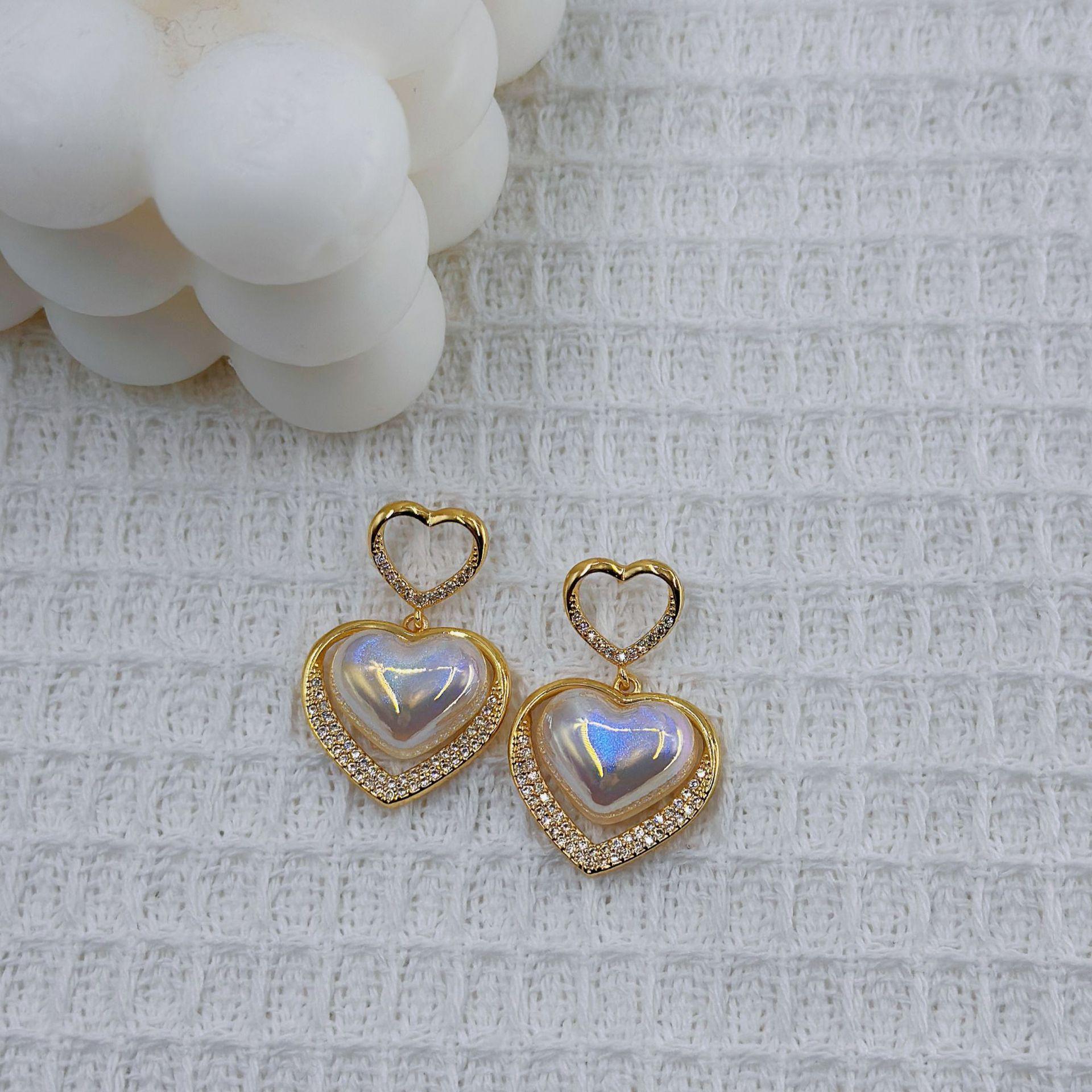 

Diamond-Set Love Pearl Pendant Earrings, Fresh And Sweet Fritillary Micro-Set Earrings For Women золотой